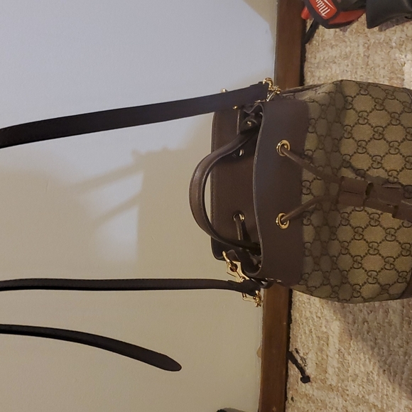 Gucci Ophidia GG Mini Monogrammed Bucket Bag - Picture 4 of 12